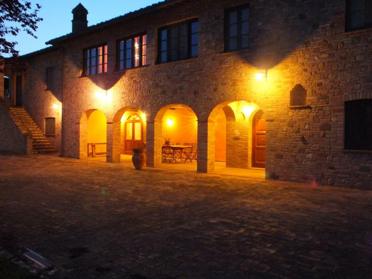 Agriturismo Wine Casale Villa Chiara Torgiano Exterior foto